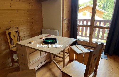 Valloire Apartamento | Charmant Studio Cabine 4 Pers, Centre de Valloire, Proche Télécom./Commodités, Casier à Skis/Balcon - FR-1-263-535
