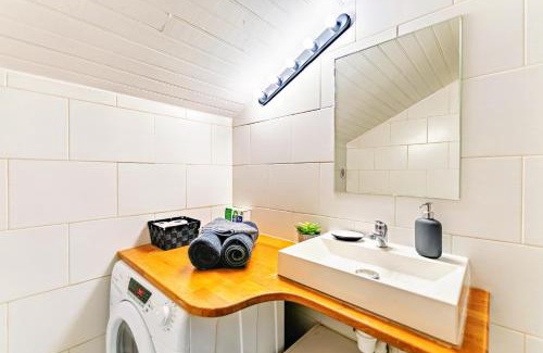 Gorge de Loup Apartamento | Charmant studio cosy climatisé et parking securisé à proximité du centre ville de lyon