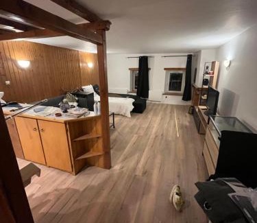 Saales Apartamento | Charmant studio