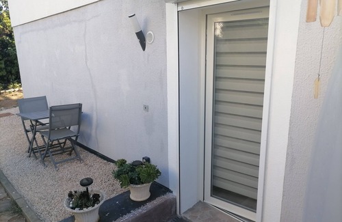 La Farlede Apartamento | Charmant Studio Meublé de 16 m2