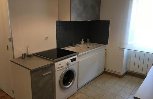 Saint-Pierre-le-Moutier Apartamento | Charmant T2 RDC dans résidence avec parc arboré