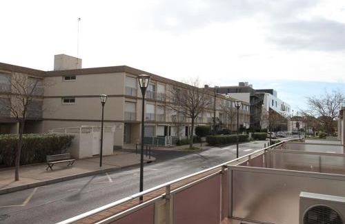 Balaruc-les-Bains Apartamento | Charmant T1 avec grande terrasse, climatisé, proche des Thermes, équipé lave-vaisselle et lave-linge - FR-1-553-43