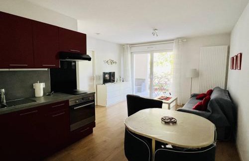 Hasparren Apartamento | Charmant T2 à Hasparren, 4 pers, centre-ville, terrasse, parking privatif - FR-1-495-84