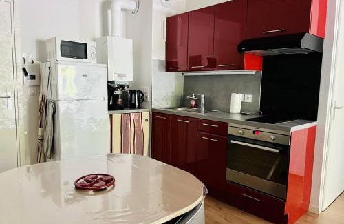 Hasparren Apartamento | Charmant T2 à Hasparren, 4 pers, centre-ville, terrasse, parking privatif - FR-1-495-84