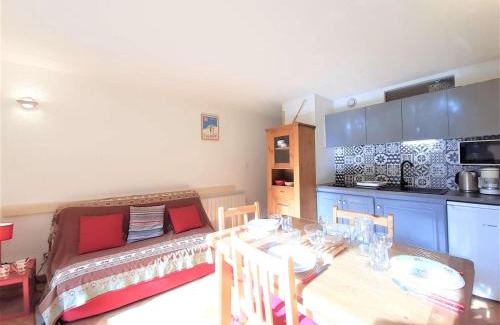 Saint-Lary-Soulan Apartamento | Charmant T2 à Saint-Lary-Soulan avec balcon, parking, et casier à skis - FR-1-457-269