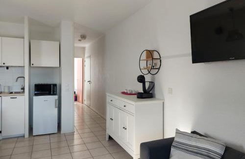 Behobie Apartamento | Charmant T2 avec piscine à 2 min de la plage - FR-1-239-1104
