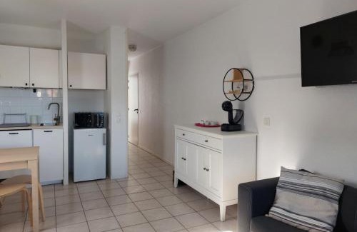 Behobie Apartamento | Charmant T2 avec piscine à 2 min de la plage - FR-1-239-1104