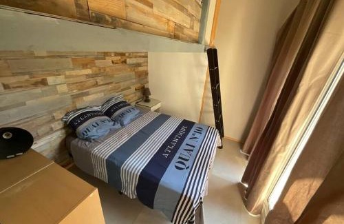Saint Sever Apartamento | Charmant T2, Cl 3 étoiles, 4 Lits, 4 personnes et 1enfant, parking et terrasse