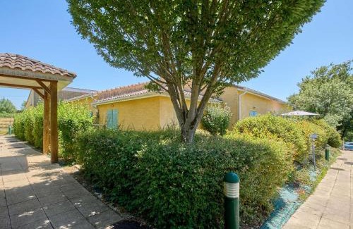Barbotan-les-Thermes Apartamento | Charmant T2 avec terrasse et jardin à Barbotan - FR-1-841-39