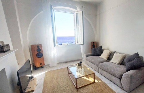 Bastia Apartamento | Charmant T2 Vue Mer - Centre Ville de Bastia - Quartier Animé