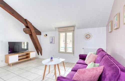 Montluel Apartamento | Charmant T3 Cosy - Plein centre ville