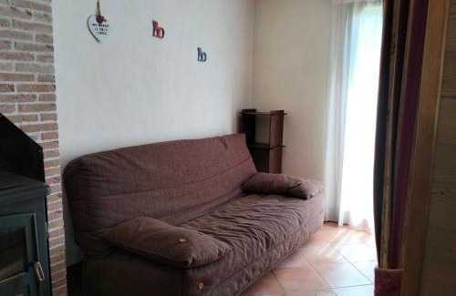 Correncon-en-Vercors Apartamento | Charmant T3 avec terrasse et jardin exposés plein sud, parking privé, à 5 min des commerces - FR-1-761-7