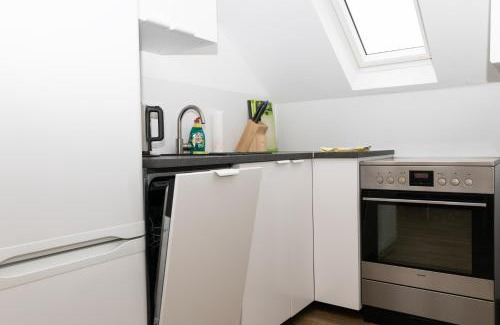 Neuendorf Apartamento | Charmante 1-Zimmer-Wohnung in Koblenz mit Küche & kostenlosen Parkplätzen