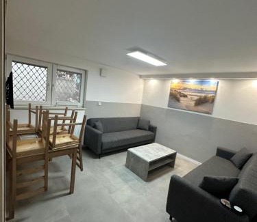 Misburg - Nord Apartamento | Charmante 2 Zimmer Souterrain
