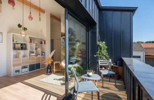 Begles Casa | Charmante chambre privative avec espace de travail