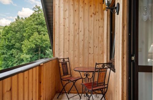 Pohla Apartamento | Charmante Dachgeschoss Ferienwohnung im Erzgebirge