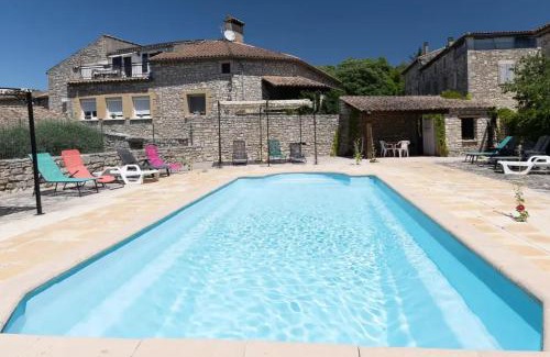 Orgnac-l'Aven Casa | Charmante location avec piscine partagée à Orgnac-l'Aven, 60 m²tr