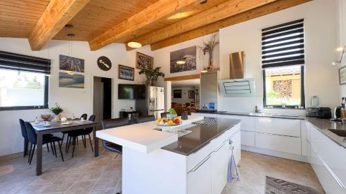 Loix Villa | Charmante location en 2 parties dans le village de Loix