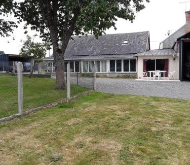 Saint-Jean-des-Essartiers Casa | Charmante maison dans le bocage proche A84