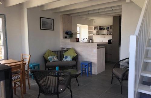 Locmaria Casa | Charmante maison à 200m de la plage, avec jardin, terrasse, et connexion Wi-Fi. - FR-1-418-91