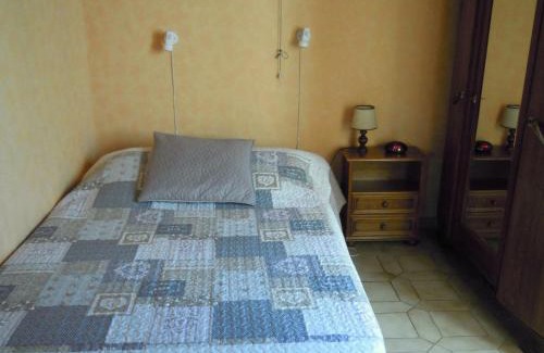Recques-sur-Hem Casa | Charmante Maison à Recques-sur-Hem, 2 pers, Animaux Acceptés, Jardin, Proche Calais et St Omer - FR-1-376-58