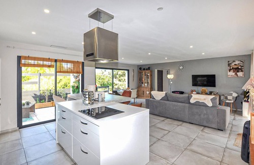 Treilles Casa | Charmante maison avec piscine