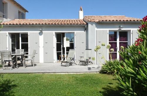 Les Portes-en-Re Casa | Charmante Maison avec Jardin, à Proximité du Centre des Portes-en-Ré, 3 Chambres, WIFI - FR-1-434-59