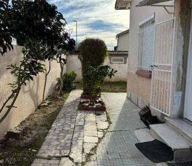 Mailloles Casa | Charmante Maison avec Jardin Proche du Centre de Perpignan