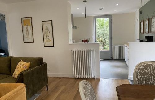 Yzeure Casa | Charmante maison avec jardin en face du parc, proche commerces et attractions touristiques - FR-1-489-333