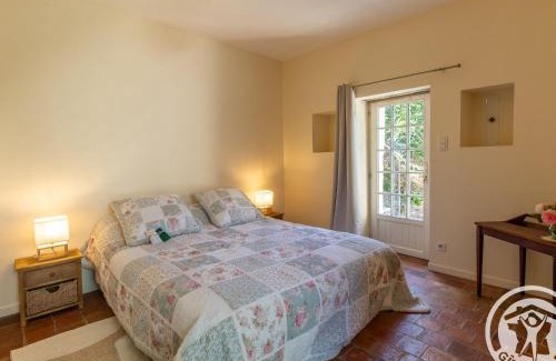 Denee Casa | Charmante maison avec jardin clos près de la rivière Louet - FR-1-622-37