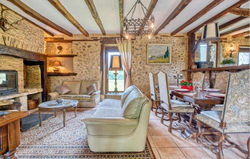 Lacropte Casa | Charmante Maison Avec Piscine