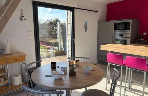 Tregastel Casa | Charmante maison bretonne avec jardin clos, parking, WiFi, à 900m de la plage - Trégastel - FR-1-542-35