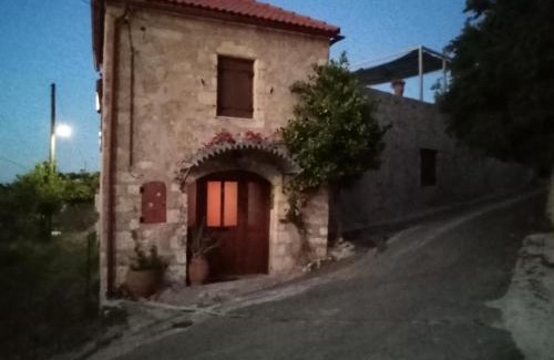 Impros Casa | Charmante maison crétoise à Embrosneros