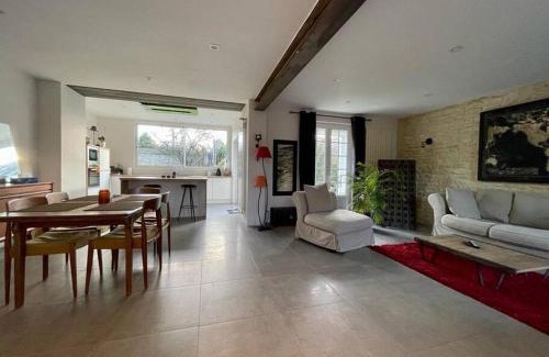 Luc-sur-Mer Casa | Charmante maison de 110m2 située à Luc à 800 m de la mer