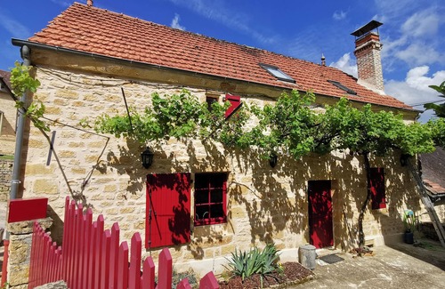 Carlux Casa | Charmante Maison de Bourg en Périgord Noir, Dordogne