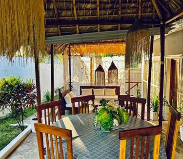 Madirokely Casa | Charmante maison de plain-pied à louer à Ambatoloaka Votre havre de paix à Nosy Be !