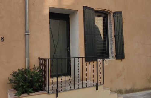 Aigremont Casa | Charmante Maison de Village