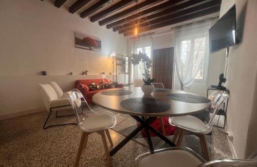 Bleneau Casa | Charmante maison de ville
