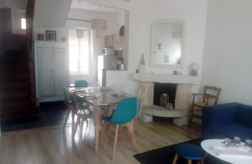 Le Treport Casa | Charmante Maison et sa Cour Anglaise