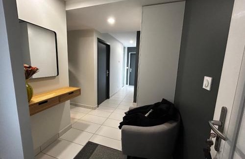 Neuvecelle Casa | Charmante maison à Évian avec terrasse et parking - FR-1-498-113