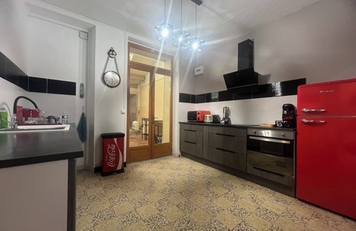 Bleneau Casa | Charmante Maison