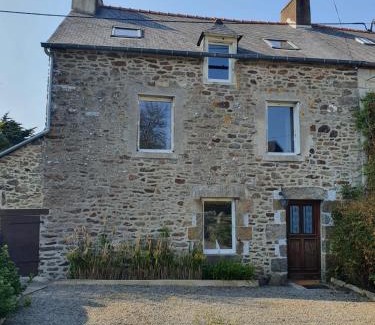 Plouer-sur-Rance Casa | Charmante maison en bord de Rance