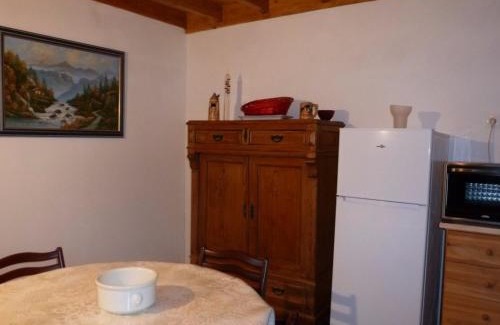 Fiefs Casa | Charmante maison rénovée avec terrasse, jardin clos, WIFI et équipements bébé à Fiefs - FR-1-376-1