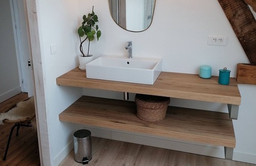 La Montagne Casa | Charmante Maison sur Jardin Clos Paysagé au Calme en Plein Bourg à 20' de Nantes