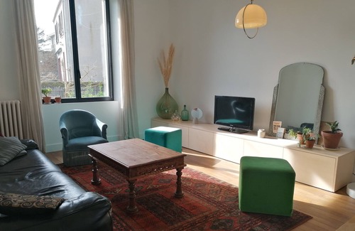 La Montagne Casa | Charmante Maison sur Jardin Clos Paysagé au Calme en Plein Bourg à 20' de Nantes