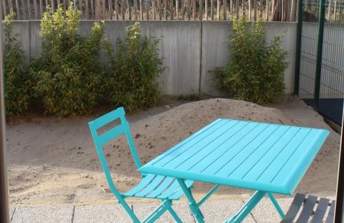 Quend-Plage-les-Pins Casa | Charmante maisonnette à Quend Plage, 2 chambres, jardinet, parking, proche commodités - FR-1-482-45