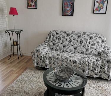 Giberville Casa | Charmante petite maison de ville à 20 minutes de la mer