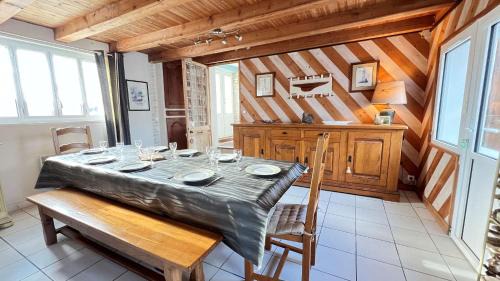 La Couarde-sur-Mer Villa | Charmante villa au centre de la Couarde avec cour