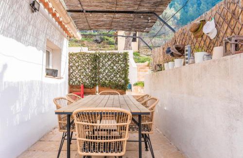 Sollies-Toucas Casa | Charmante Villa Necsilia