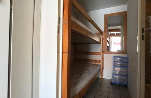 Port Leucate Villa | Charmante Villa T1+Cabine+Mezzanine – 4 pers, Terrasse, Parking, Proximité Commerces, Bord de Lac - FR-1-81-53